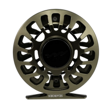  Green fly fishing reel perfect for saltwater fly fishing in skinny water and skiff boats , guide used fly reels and rods 