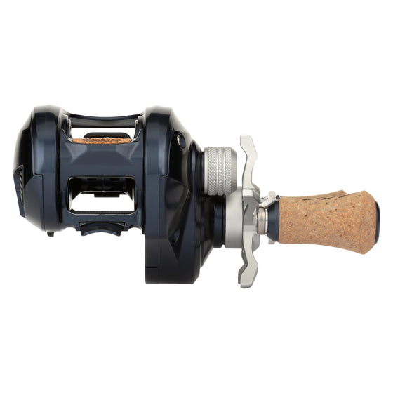 Saltwater casting reel Best baitcasting reel at icast new product baitcaster fishing reel similar to Shimano 13 fishing and Okuma used with 6th sense lures . Bass fish reel that can be used in saltwater